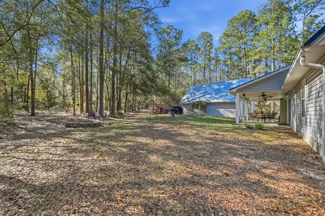 675 Spring Lake Road, Defuniak Springs, FL 32433