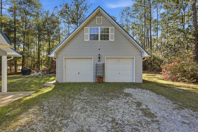 675 Spring Lake Road, Defuniak Springs, FL 32433