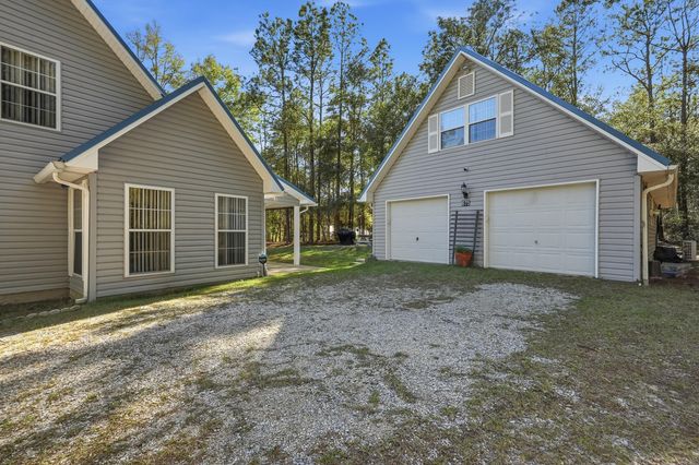 675 Spring Lake Road, Defuniak Springs, FL 32433