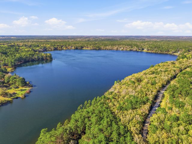 675 Spring Lake Road, Defuniak Springs, FL 32433