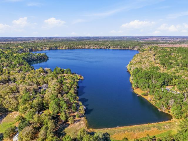 675 Spring Lake Road, Defuniak Springs, FL 32433