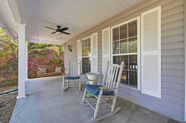 675 Spring Lake Road, Defuniak Springs, FL 32433