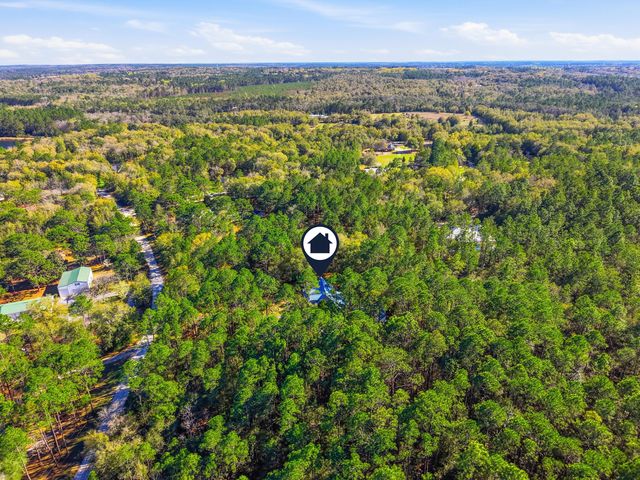 675 Spring Lake Road, Defuniak Springs, FL 32433