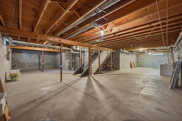 2022 W Swanson Court, Muskegon, MI 49444