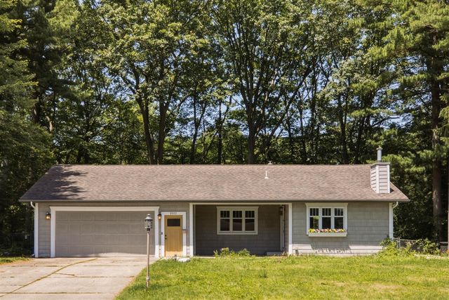 2022 W Swanson Court, Muskegon, MI 49444