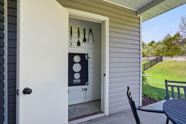 4507 STONE MOUNTAIN PKY, Columbia, MO 65201