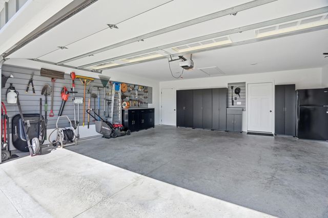 4507 STONE MOUNTAIN PKY, Columbia, MO 65201