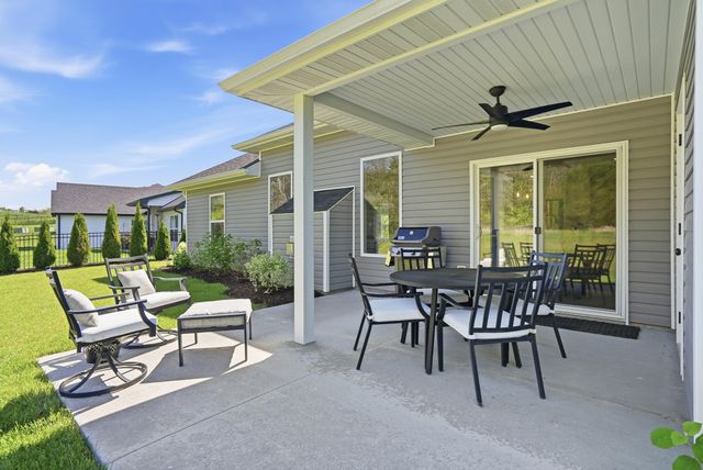 4507 STONE MOUNTAIN PKY, Columbia, MO 65201