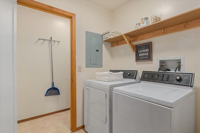 1856 Anna Lee Way, Arnold, CA 95223