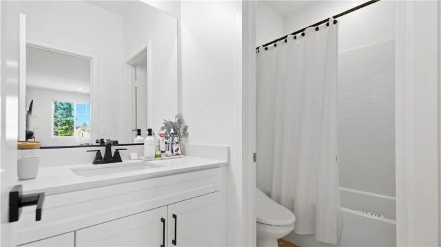889 Campbell, Pomona, CA 91768