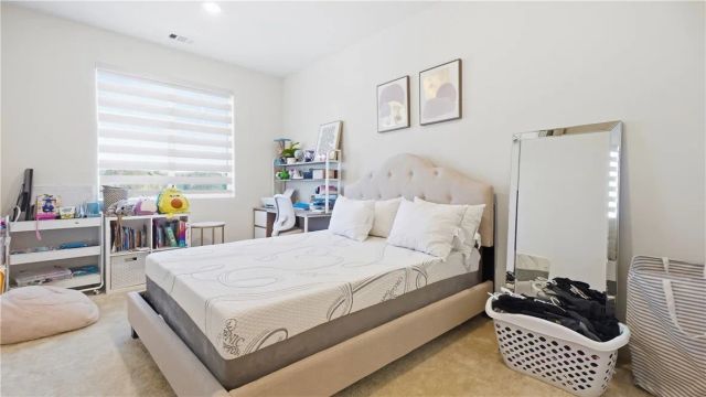 889 Campbell, Pomona, CA 91768