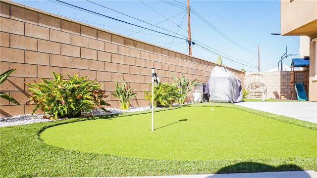 889 Campbell, Pomona, CA 91768