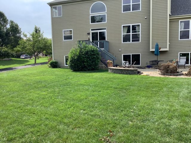 2921 Kelly Drive, Elgin, IL 60124