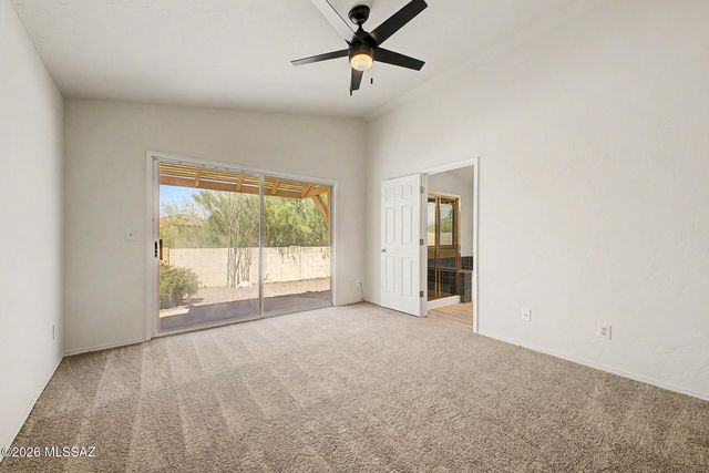 9815 N High Meadow Trail, Tucson, AZ 85742