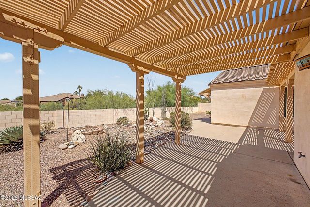 9815 N High Meadow Trail, Tucson, AZ 85742