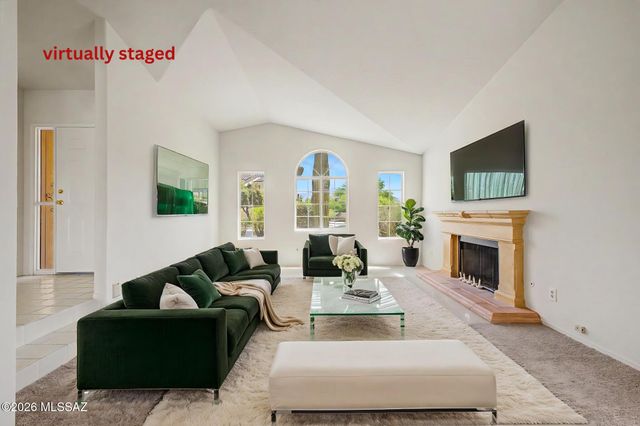 9815 N High Meadow Trail, Tucson, AZ 85742