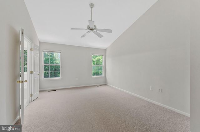 21491 SOUTHERN MAGNOLIA SQ, Sterling, VA 20164