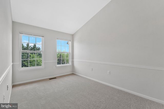 21491 SOUTHERN MAGNOLIA SQ, Sterling, VA 20164
