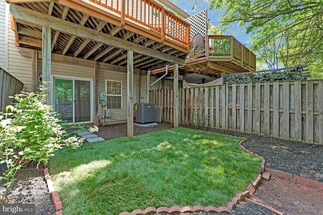 21491 SOUTHERN MAGNOLIA SQ, Sterling, VA 20164