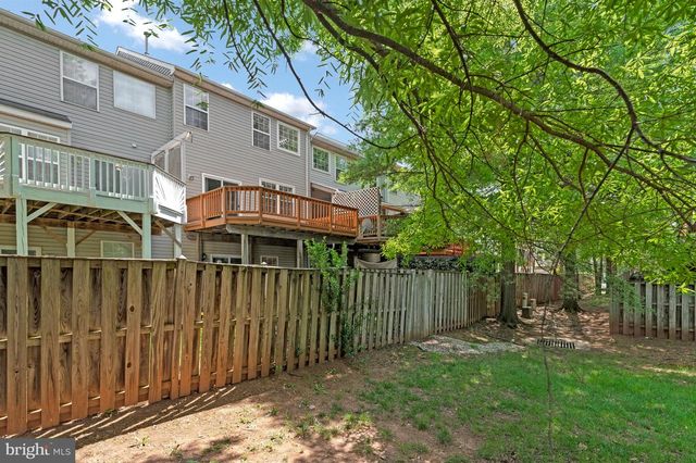 21491 SOUTHERN MAGNOLIA SQ, Sterling, VA 20164