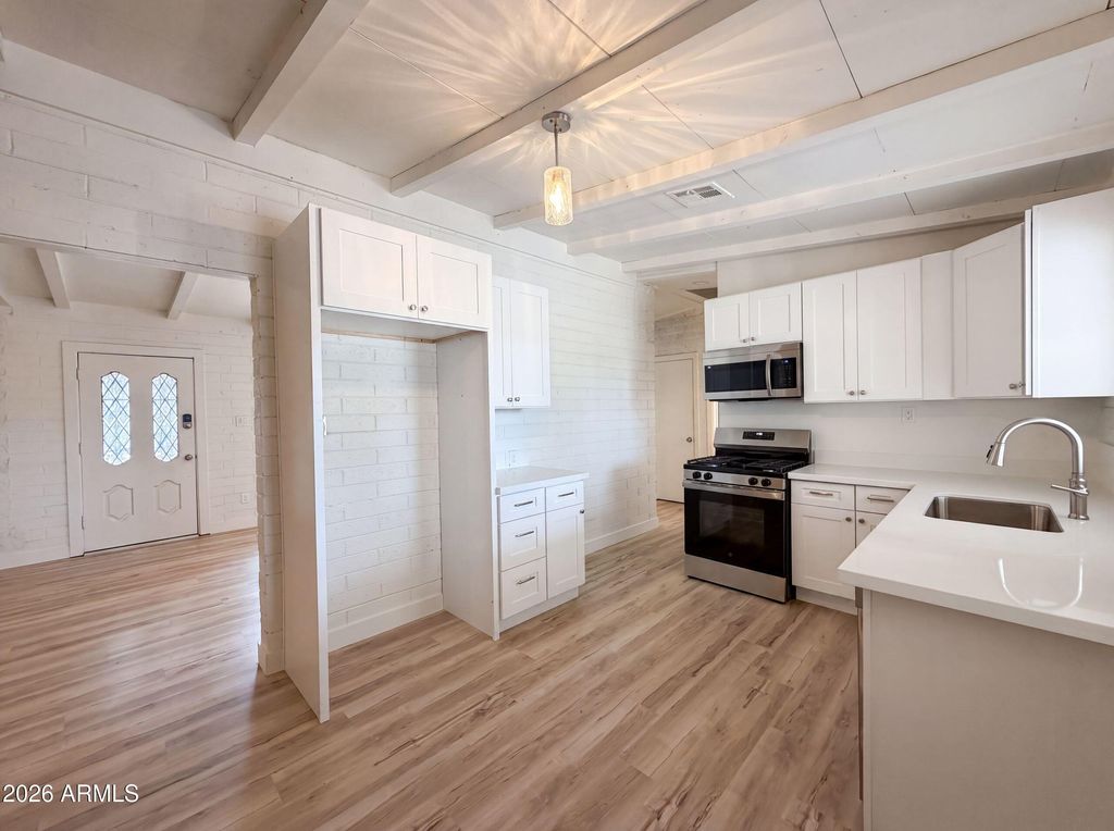 1507 W WIER Avenue, Phoenix, AZ 85041 — photo 2