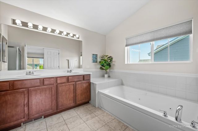 12266 Butler Lane, Huntley, IL 60142