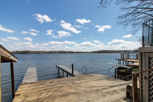25289 White Owl Lane, Hudson, IL 61748