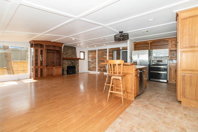 25289 White Owl Lane, Hudson, IL 61748