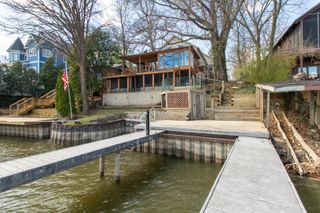 25289 White Owl Lane, Hudson, IL 61748