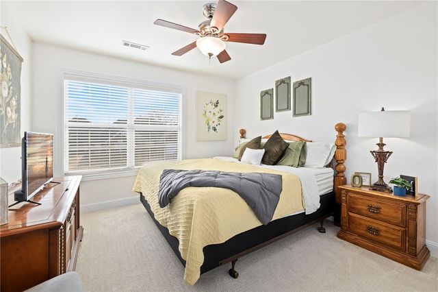 6260 W Grays Gap Road, Fayetteville, AR 72704