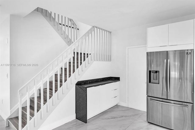 3085 N 36th Ave, Hollywood, FL 33021