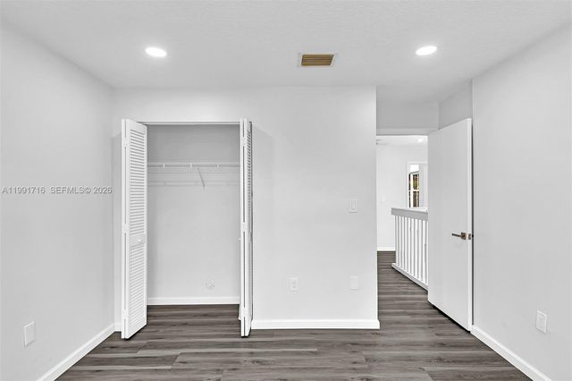 3085 N 36th Ave, Hollywood, FL 33021