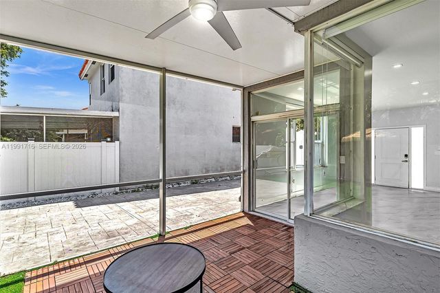 3085 N 36th Ave, Hollywood, FL 33021