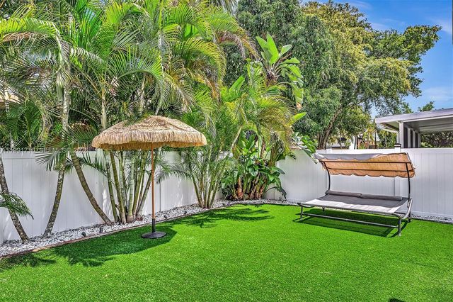 3085 N 36th Ave, Hollywood, FL 33021