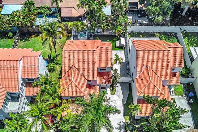 3085 N 36th Ave, Hollywood, FL 33021