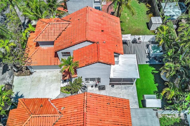 3085 N 36th Ave, Hollywood, FL 33021