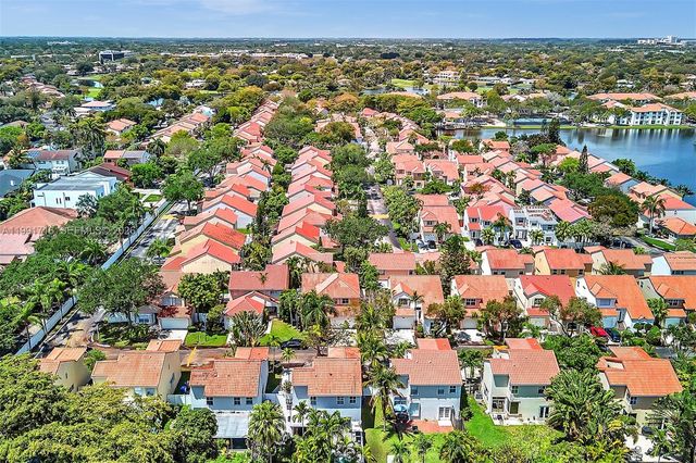 3085 N 36th Ave, Hollywood, FL 33021