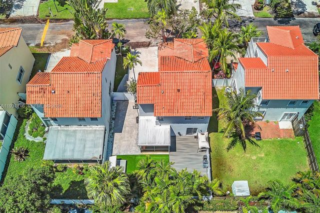 3085 N 36th Ave, Hollywood, FL 33021