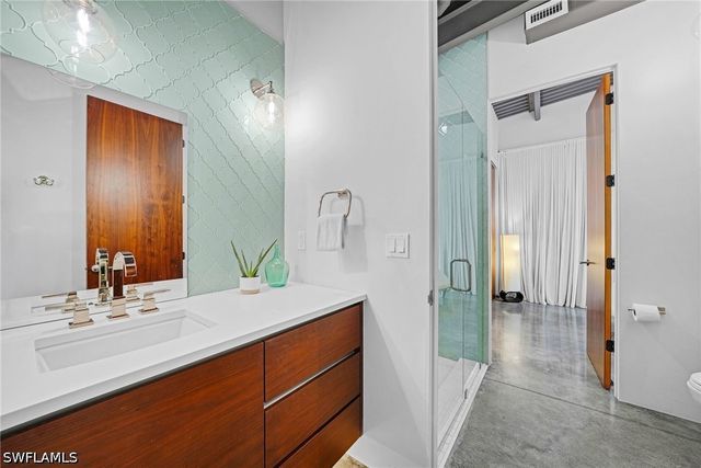 870 Partridge CT, Marco Island, FL 34145
