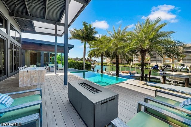 870 Partridge CT, Marco Island, FL 34145