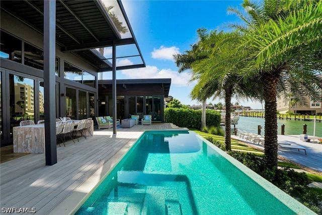 870 Partridge CT, Marco Island, FL 34145