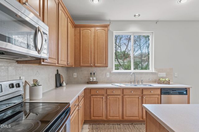 4033 Remington Oaks Circle, Cary, NC 27519