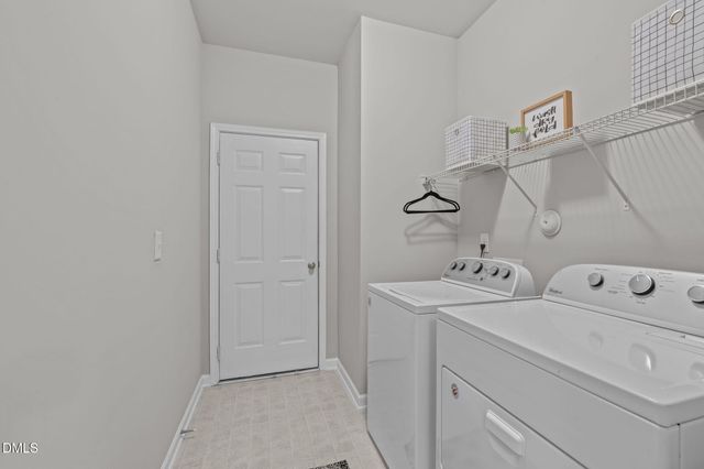 4033 Remington Oaks Circle, Cary, NC 27519