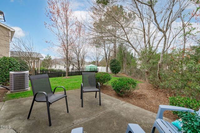 4033 Remington Oaks Circle, Cary, NC 27519