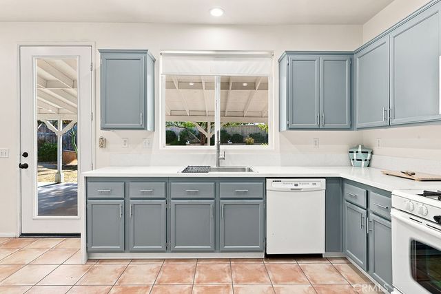 38519 37th E, Palmdale, CA 93550