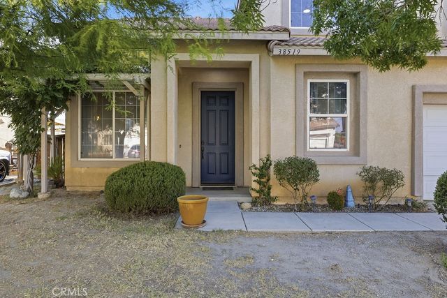 38519 37th E, Palmdale, CA 93550