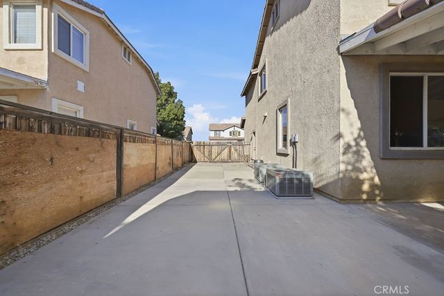 38519 37th E, Palmdale, CA 93550