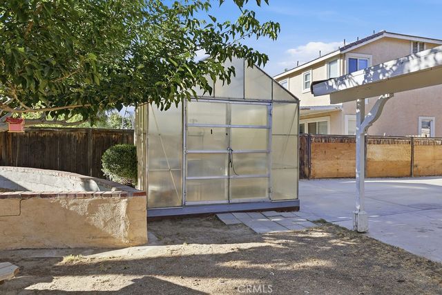 38519 37th E, Palmdale, CA 93550
