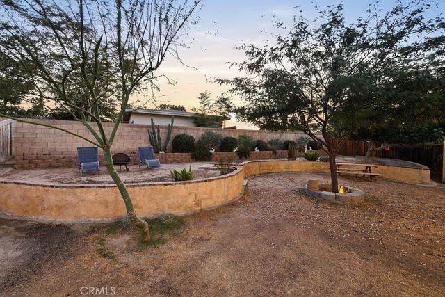 38519 37th E, Palmdale, CA 93550