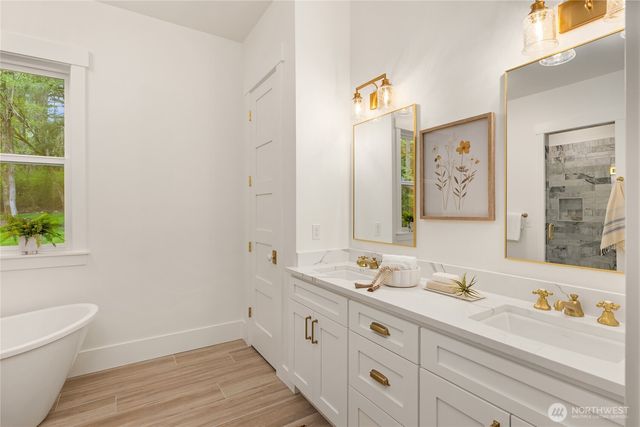 4948 NE North Tolo Road, Bainbridge Island, WA 98110